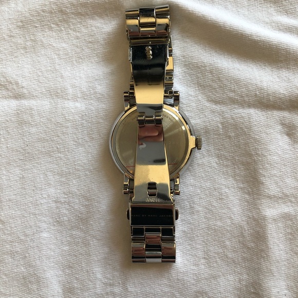 Marc by Marc Jacobs Silver Steel Baker Watch - Picture 5 of 5